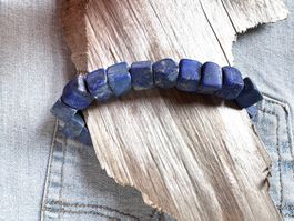 Lapis  Lapislazuli   Armband.    unregelmässige Würfel
