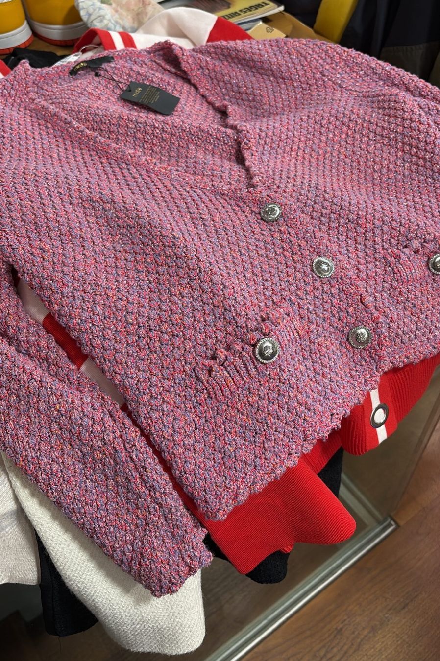 Maje Maglioni & Felpe: Maje Elegant Cardigan – Usato da St.Josefen venduto da lop_lh8d 1