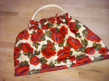 echte vinatge Tasche mit Mohnblumen