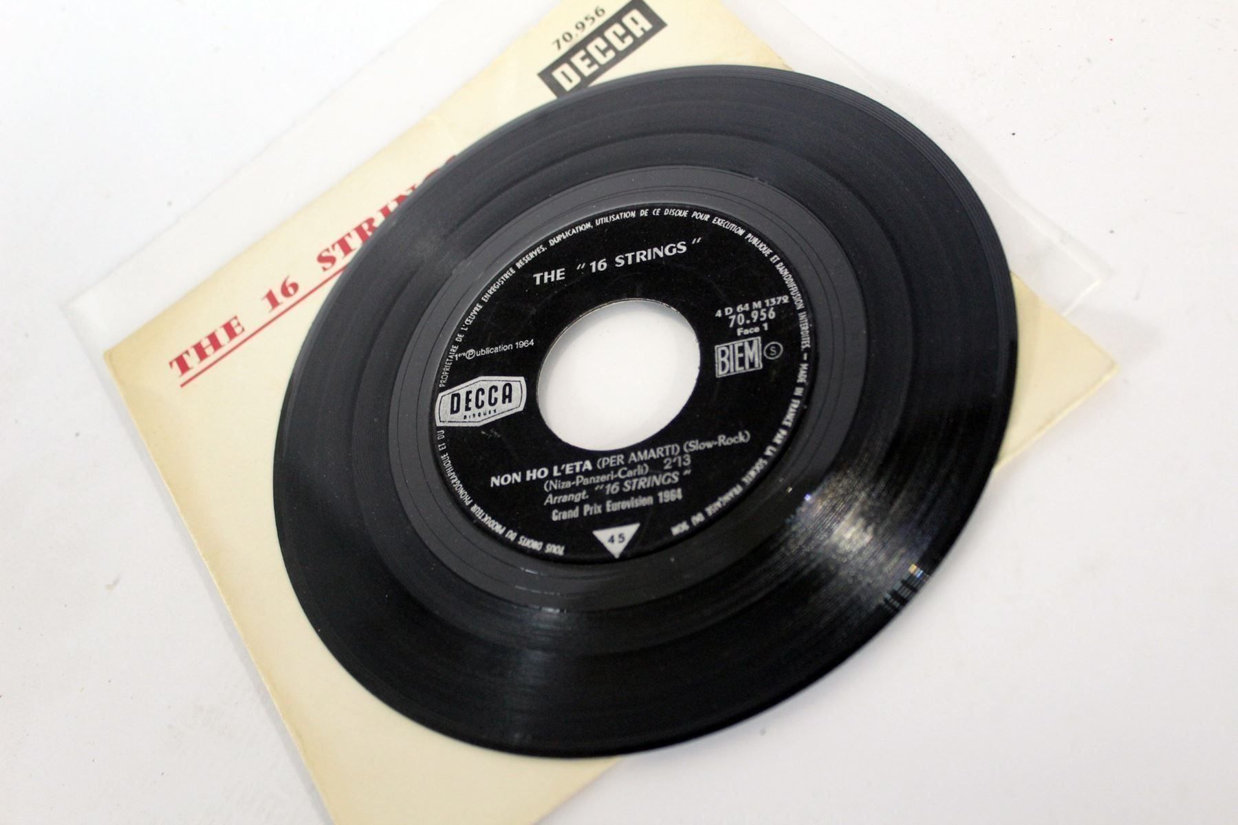 CD: THE 16 STRINGS: Non Ho L'eta / Number.. – Usato da Bern venduto da vinyl-heaven 9