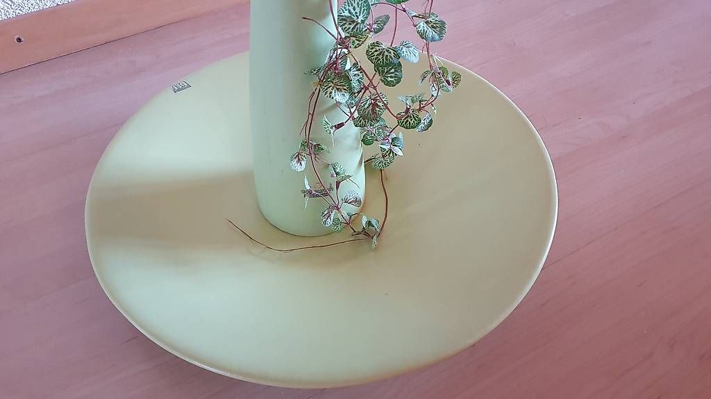 Vasi & Recipienti: Wunderschöne Deko Vase, mit Teller und 14 verschied. Blumen – Usato da Männedorf venduto da Mis_nl7l 2