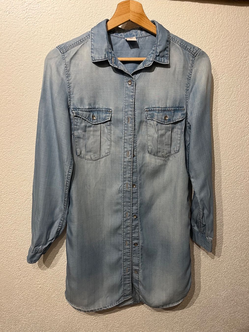 H&M Robes: Jeanskleid H&M Gr. 34 – D'occasion à Adelboden par Jestil20