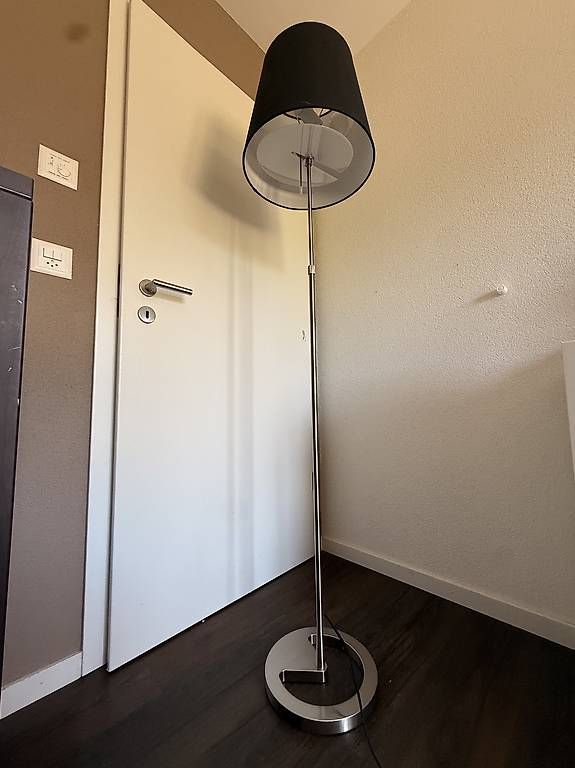 Lampade: Lampe sur pied – Usato da Pully venduto da Alexandre_Gordon 2