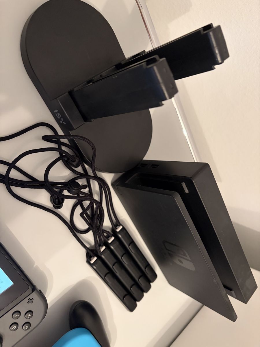 Nintendo Konsolen: Nintendo Switch 1 Set – Gebraucht aus Pratteln von Daily88 5