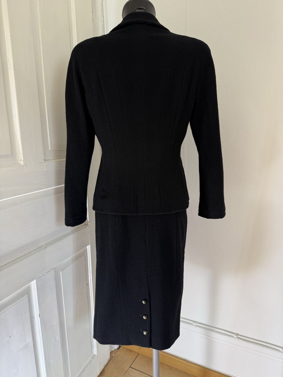 Chanel Giacche: CHANEL Jacket boucle black fr42 - great condition – Nuovo (secondo la descrizione) da Baden venduto da agora_newgeneration 7