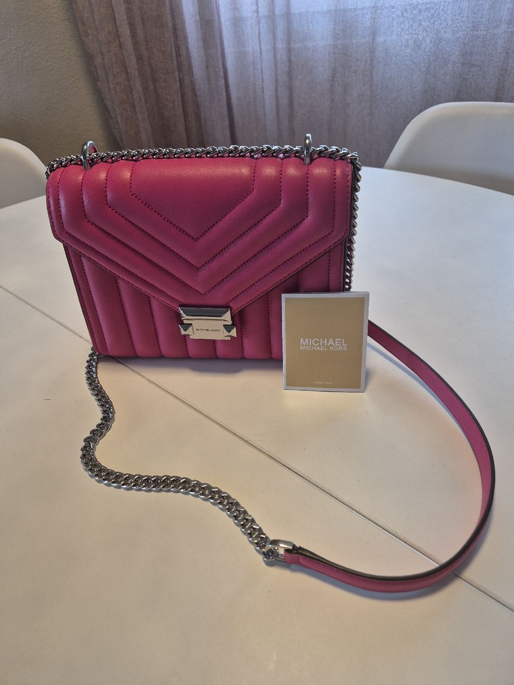 Michael Kors Borse da donna: Michael Kors Tasche neuwertig pink – Usato da Amriswil venduto da cesosa