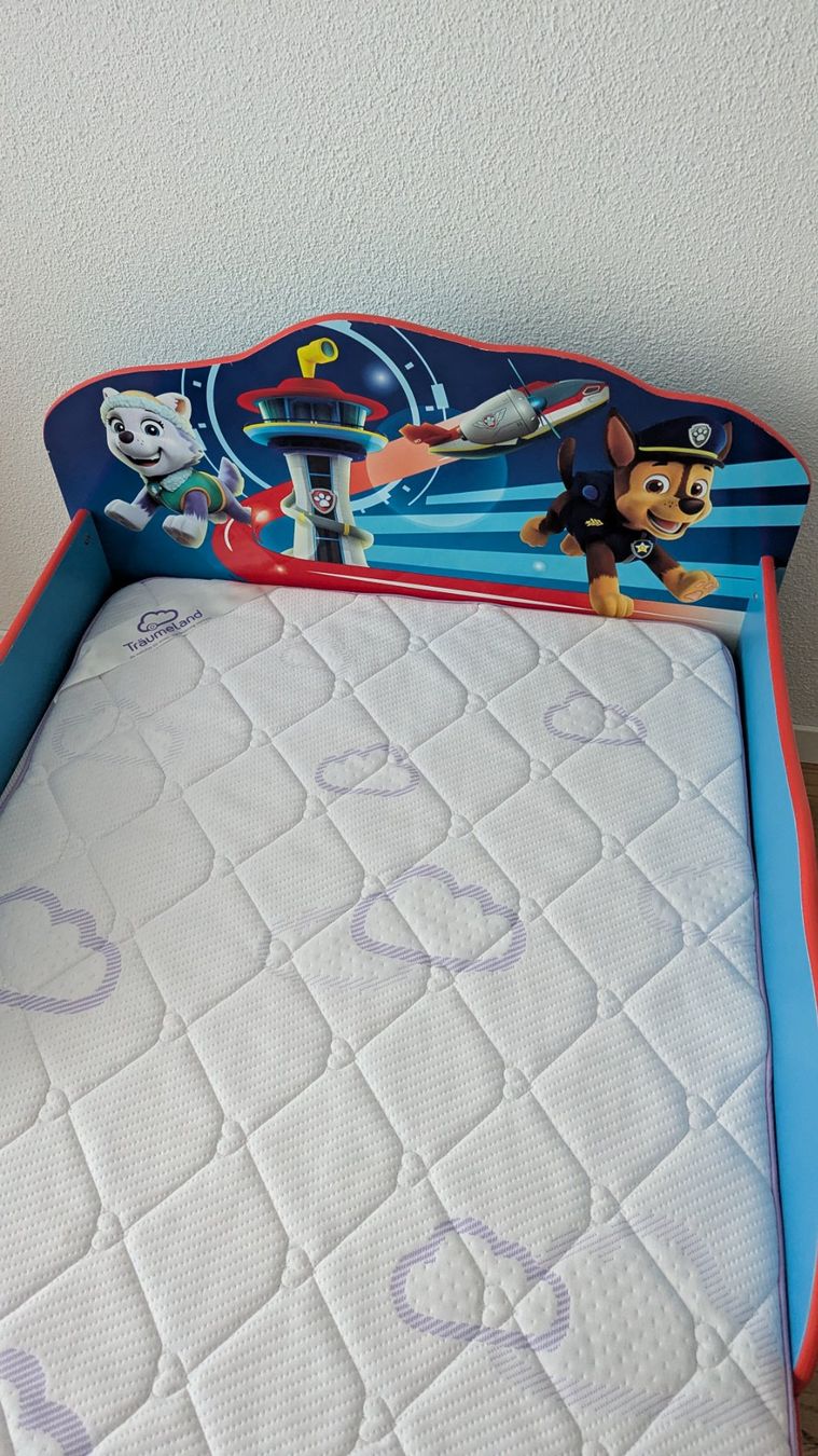 Betten: Kinderbett Paw Patrol – Gebraucht aus Zollikerberg von rac_x6sq 1