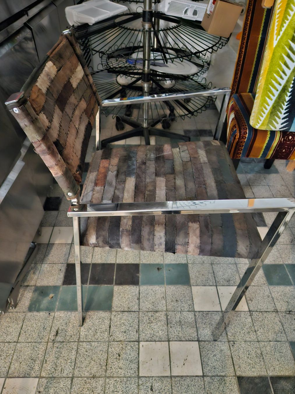 Chaises: Patchwork Leder Metall verchromt gebraucht – D'occasion à Wikon par Mr.Saxer 1
