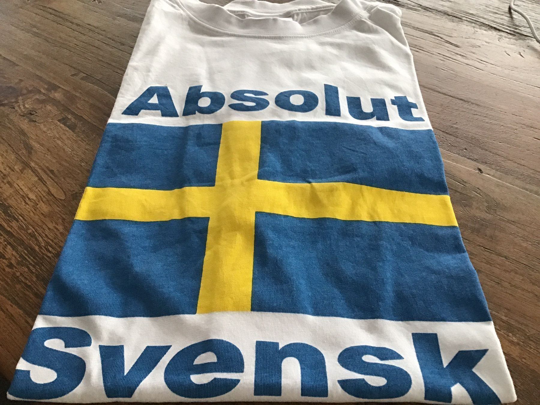 T-shirt: Sweden T‘Shirt – Nuovo (secondo la descrizione) da Thierachern venduto da sweden08