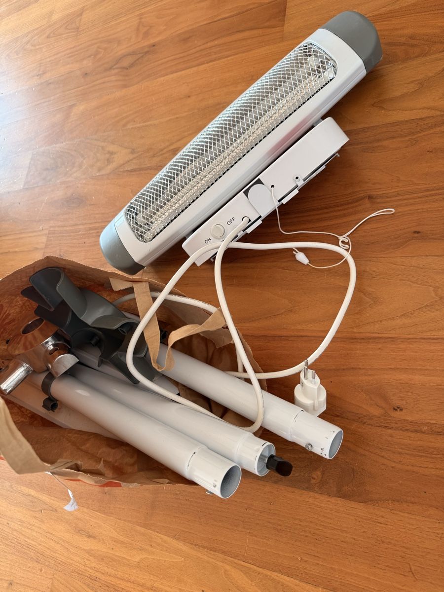 Reer Radiatori: Wickeltisch Heizstrahler – Usato da Ebikon venduto da Leo_tj5n 1