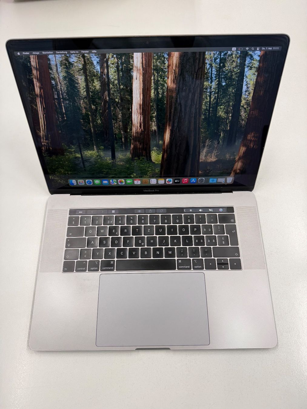 Apple Notebook: MacBook Pro 15" 2018 – Usato da Zug venduto da ElPhone