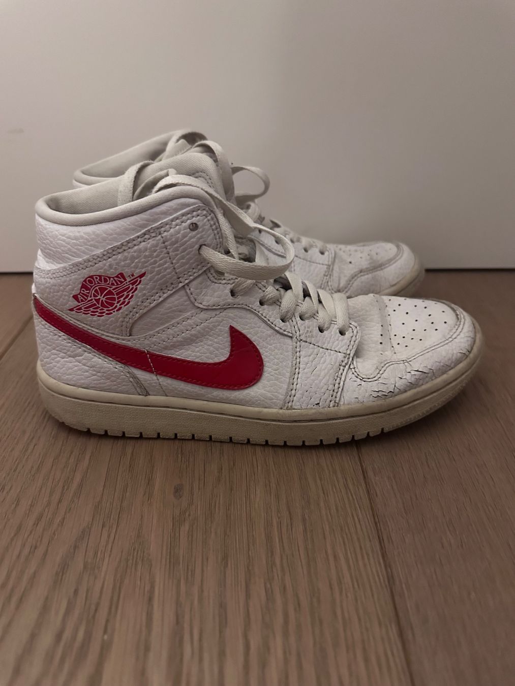 Jordan Scarpe da uomo: Nike Jordan 1 Mid – Usato da Schindellegi venduto da adb_5s8g 3