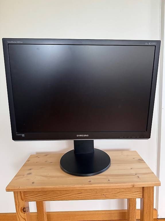 Samsung Monitore: Ecran Samsung – Gebraucht aus St-Légier-Chiésaz von max_cfc2 1