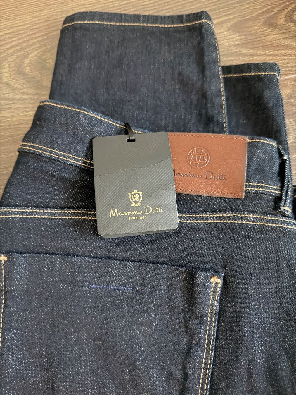 Jeans: Massimo Dutti und Mango neu mit Etikett – Nuovo e nell'imballaggio originale da Basel venduto da morochadelsur 1