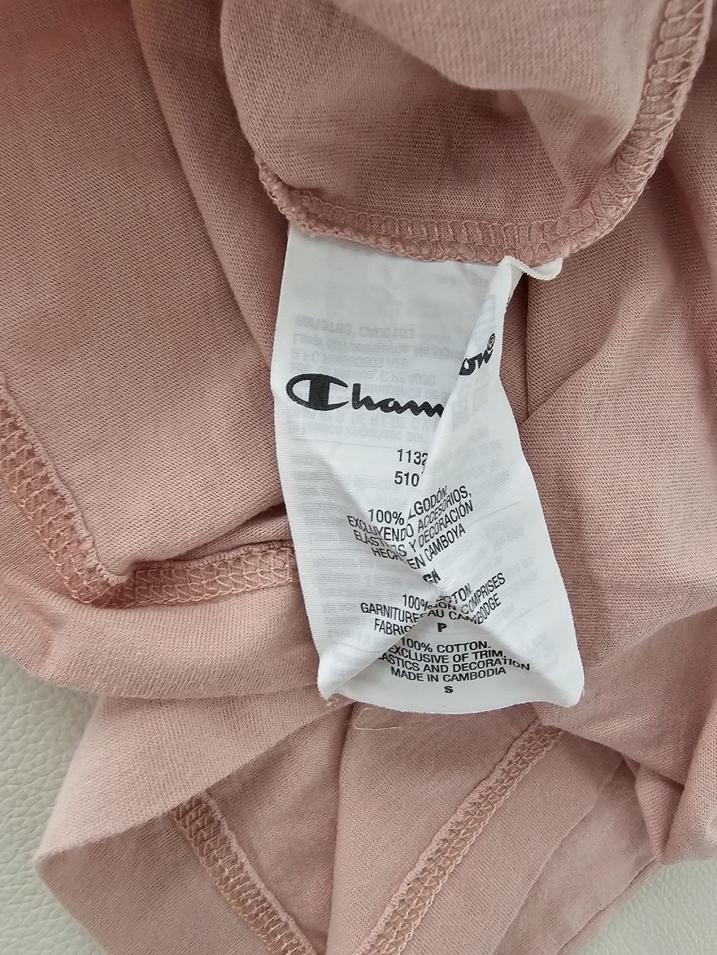 Champion T-shirt: Champion T-shirt – Usato da Steinmaur venduto da Kiki_m240 3