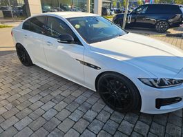 Jaguar XE R-Sport, Frisch ab grossem Service!