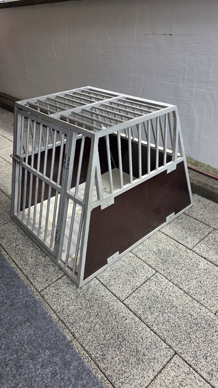 Käfige, Transport & Sicherheit: Robuste Hundebox – Gebraucht aus Altendorf von ave_pkb6 3