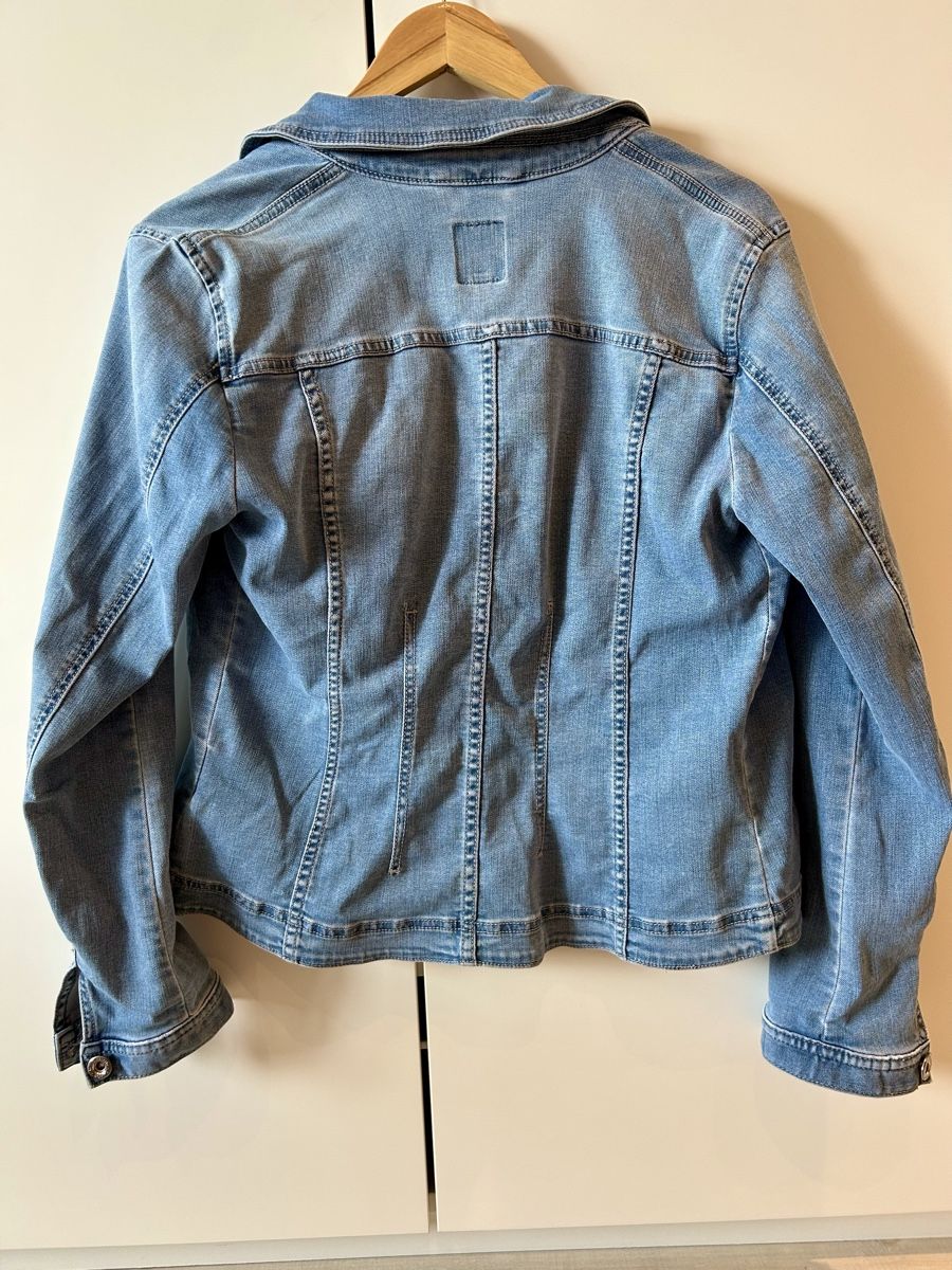 Bonita Vestes: Jeans Jacke Bonita Grösse 38 – D'occasion à Jona par caro_schaf 1