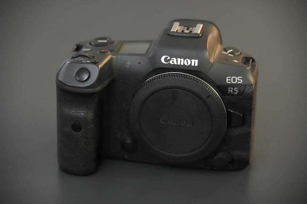 Canon EOS R5 body (Gebraucht) in Neuchâtel für CHF 1500 – mit Lieferung ...