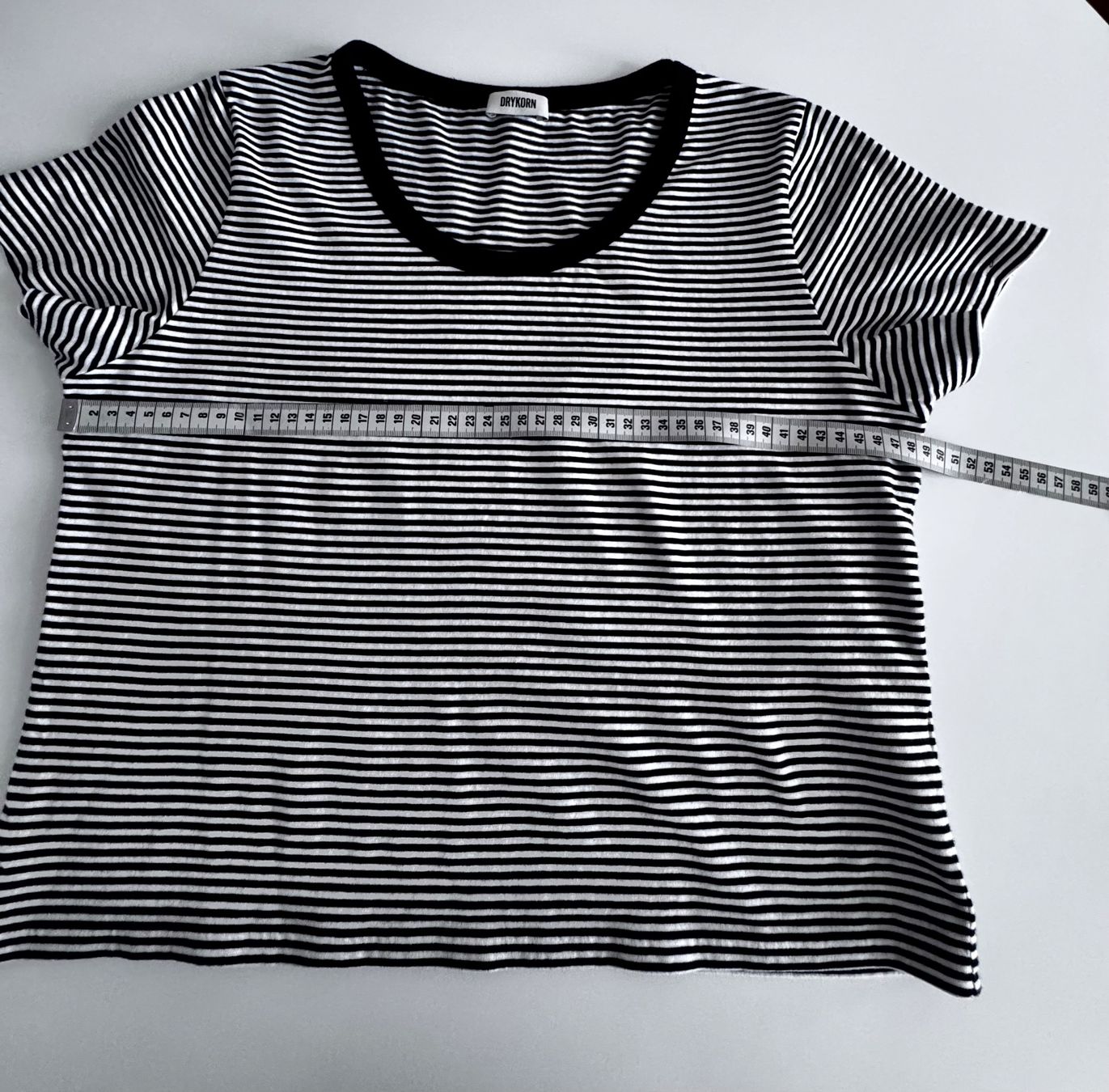 Drykorn T-shirt: Shirt Drykorn – Usato da Mörschwil venduto da Mirka019 1