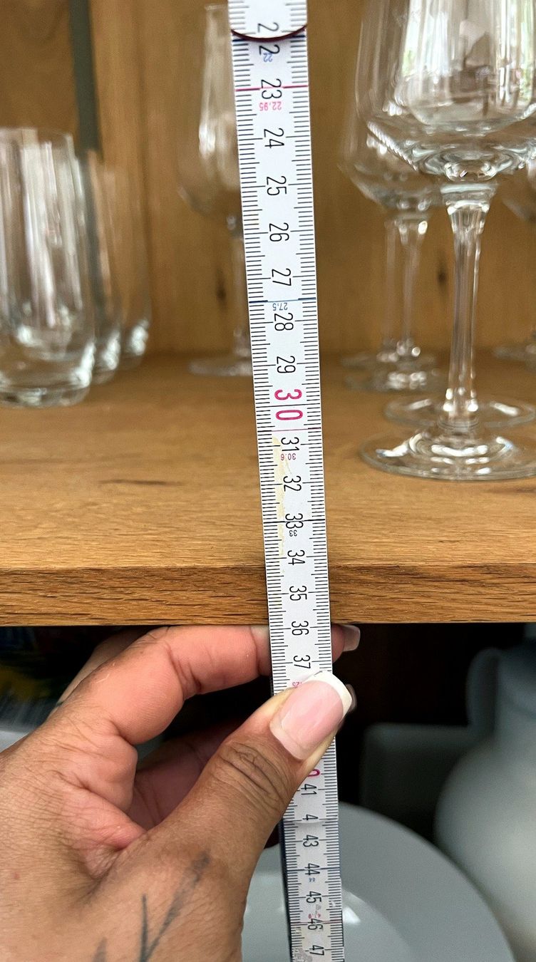 Schränke: Massiver Eichenschrank – Gebraucht aus Volketswil von SecondHanderia 6