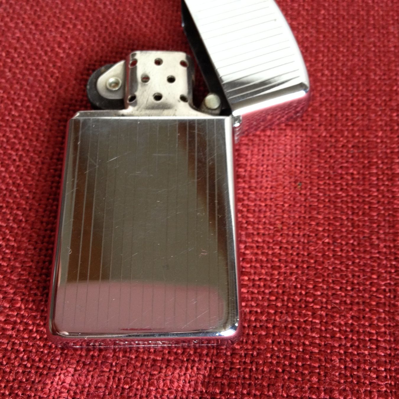 Zippo Briquets: Zippo slim - 1998 – D'occasion à Vuiteboeuf par broticaire 1