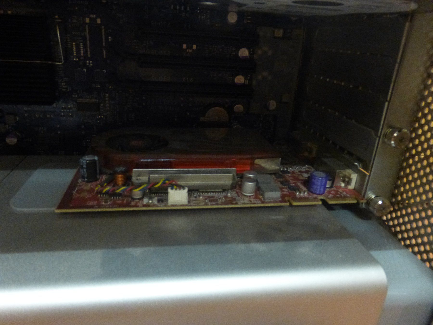 Apple PCs: Apple Mac Pro 3,1 inkl. SSD und HDDs – D'occasion à Zumikon par psisound 8
