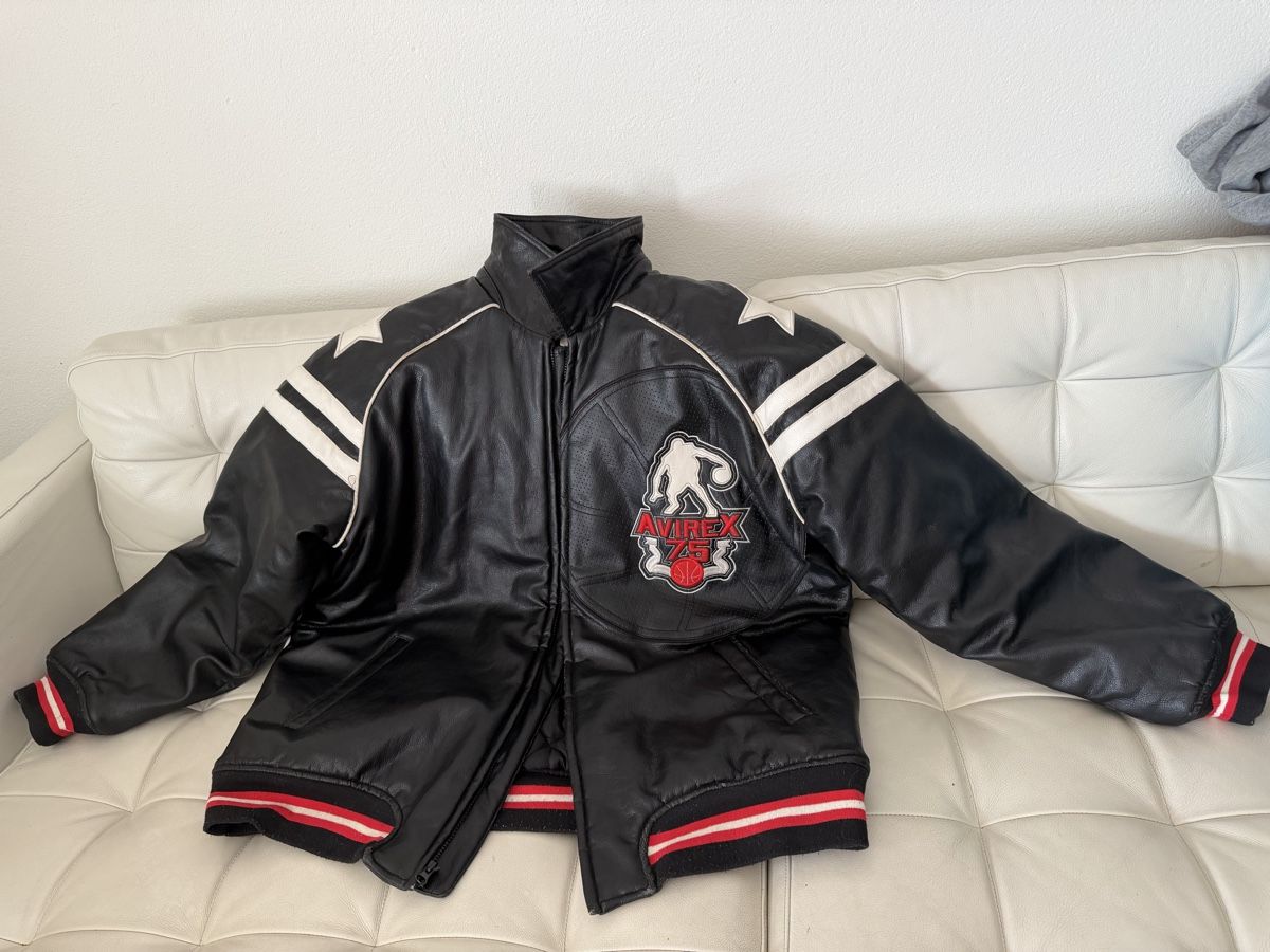 Giacche: NBA- Bomber Jacke – Usato da Dietlikon venduto da Locinda 4