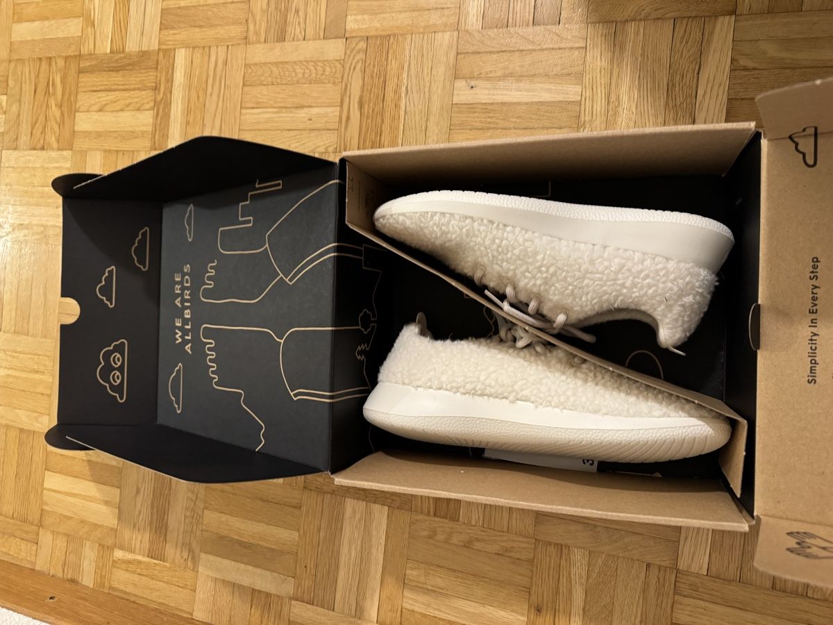 Scarpe da uomo: Allbirds Wool Runner Fluff Gr. 40, natural white NEU – Nuovo e nell'imballaggio originale da Zürich venduto da Lovelythings_from_M 1