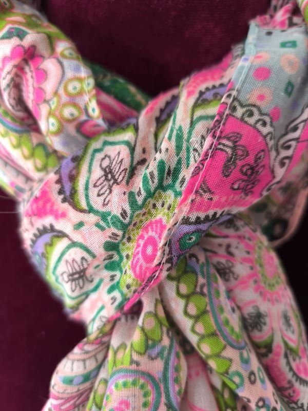 Foulards, Tücher & Schals: Schal rosa bunt – Gebraucht aus Rüti ZH von Restwert_Rueti_ZH 4