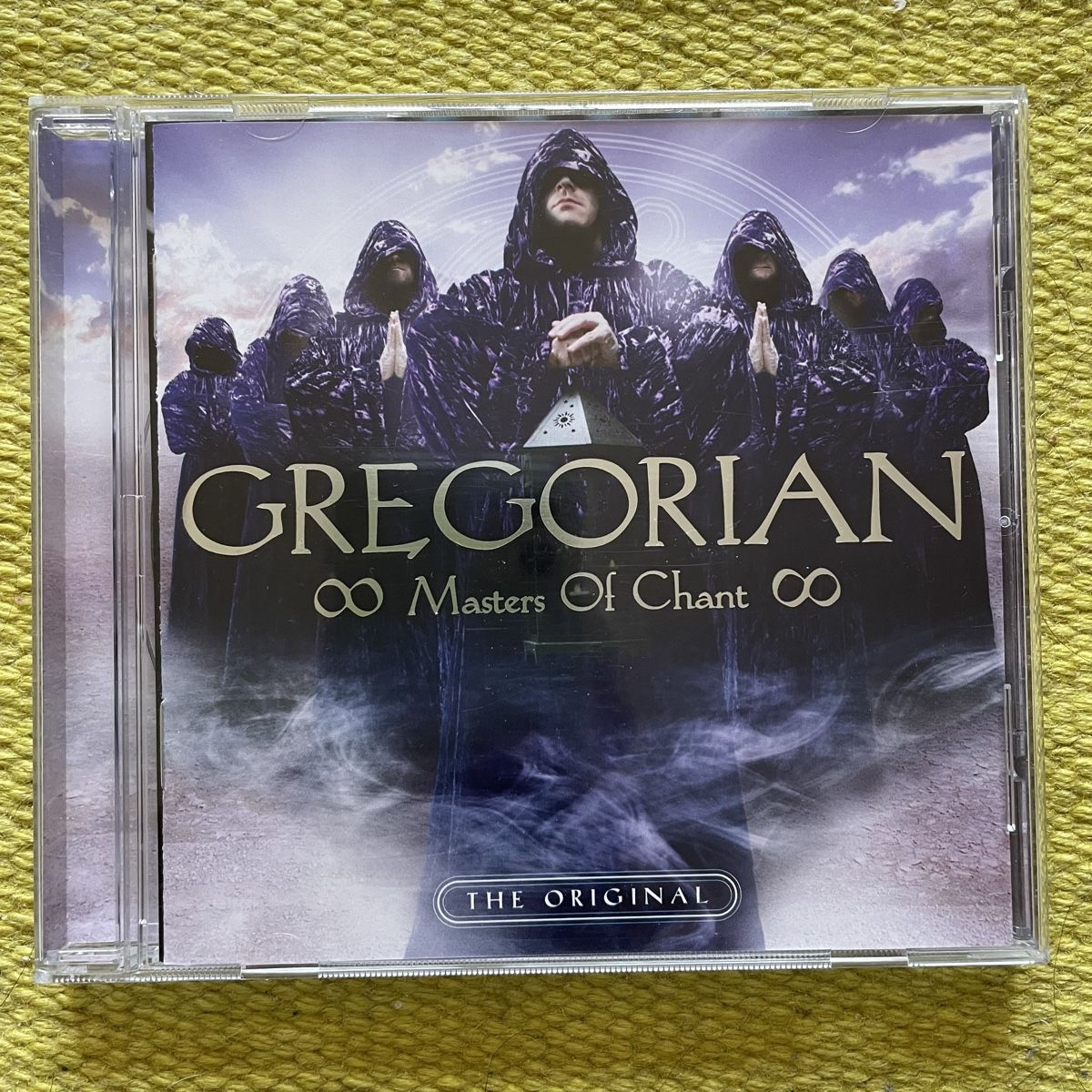 CDs: GREGORIAN-MASTERS OF CHANT – Gebraucht aus Rorschacherberg von CD-Roli