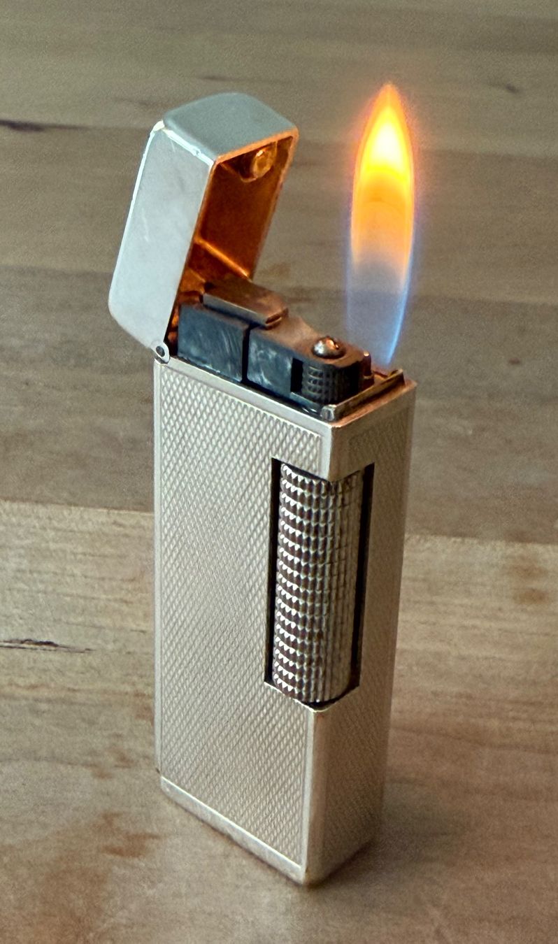 Dunhill Feuerzeuge: professionell restauriertes Vintage Dunhill Feuerzeug 1966 – Gebraucht aus Embrach von watchesandlighters 1