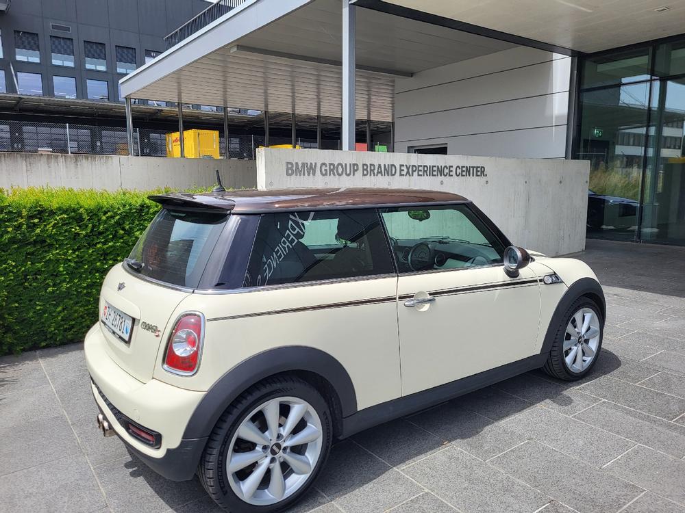 MINI Cooper S Hyde Park mit Apple Car Play/Android Auto