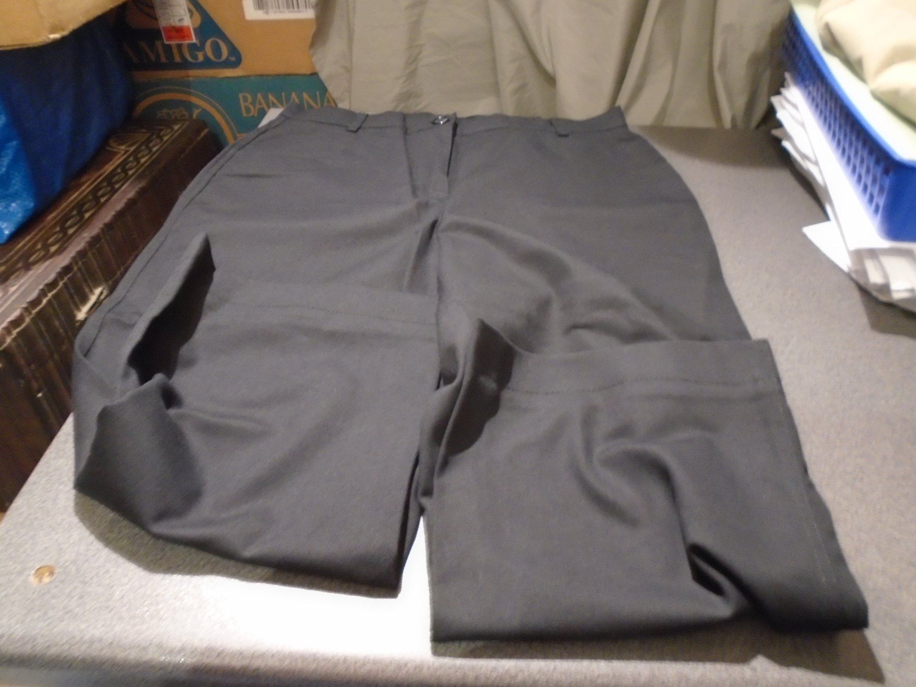 Pantalons: Hose ca. Grösse M, schwarz – D'occasion à Zürich par abraxas1291