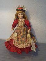 Porzellanpuppe 50 cm