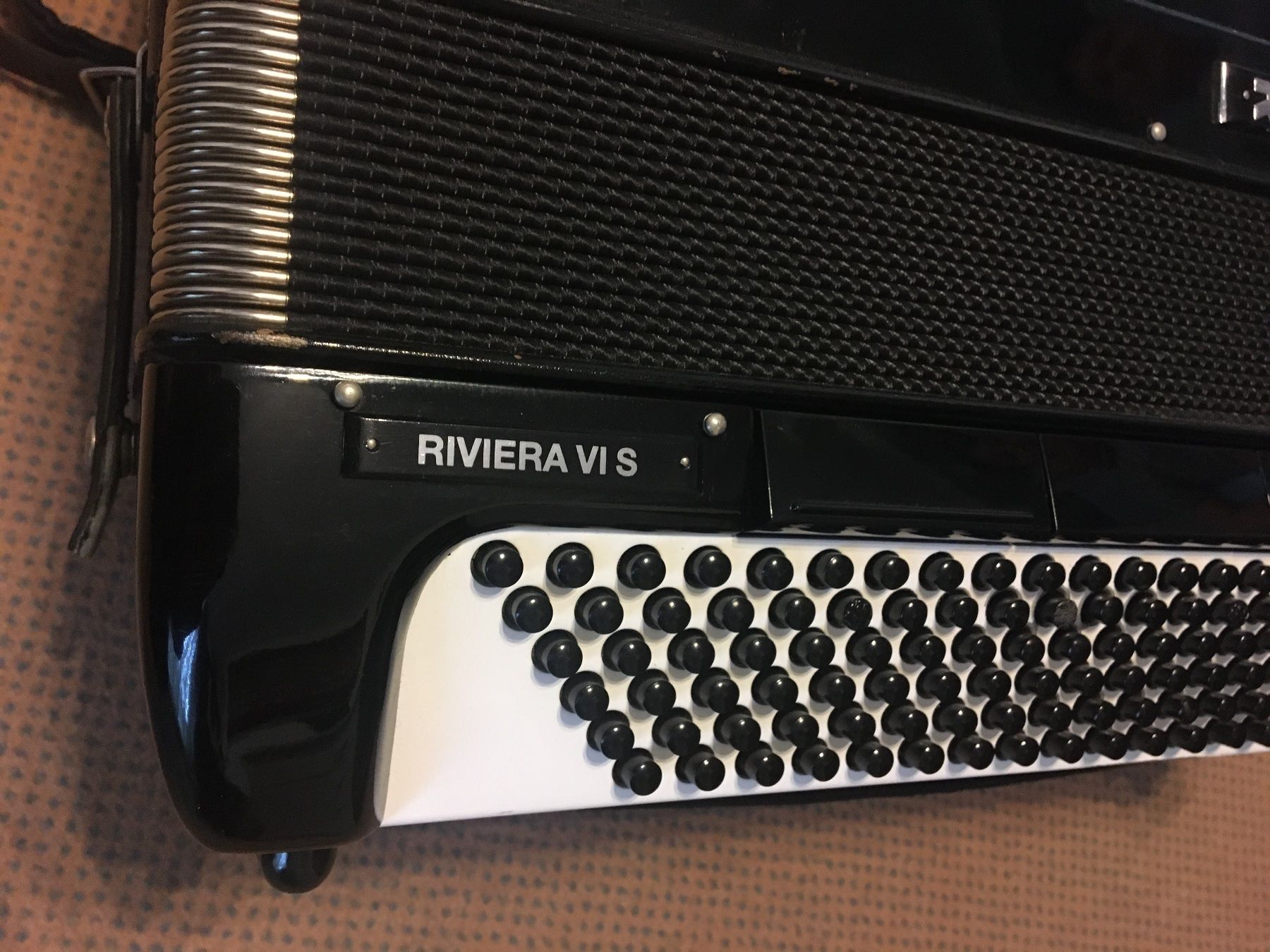 Hohner Musikinstrumente: Akkordeon hohner riviera 6 s – Gebraucht aus Bauma von ladygaby 1