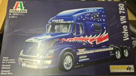 1:24 Volvo VN 780 Show Truck - Italeri 3892