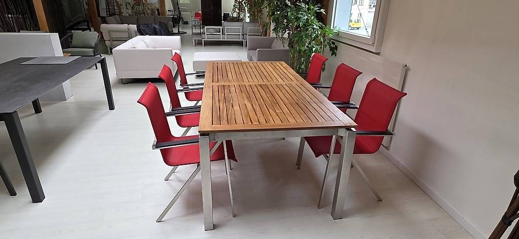 Tables: Gartentisch Teak  210x100x75cm – D'occasion à Lützelflüh-Goldb par Rampenverkauf_72_ 1