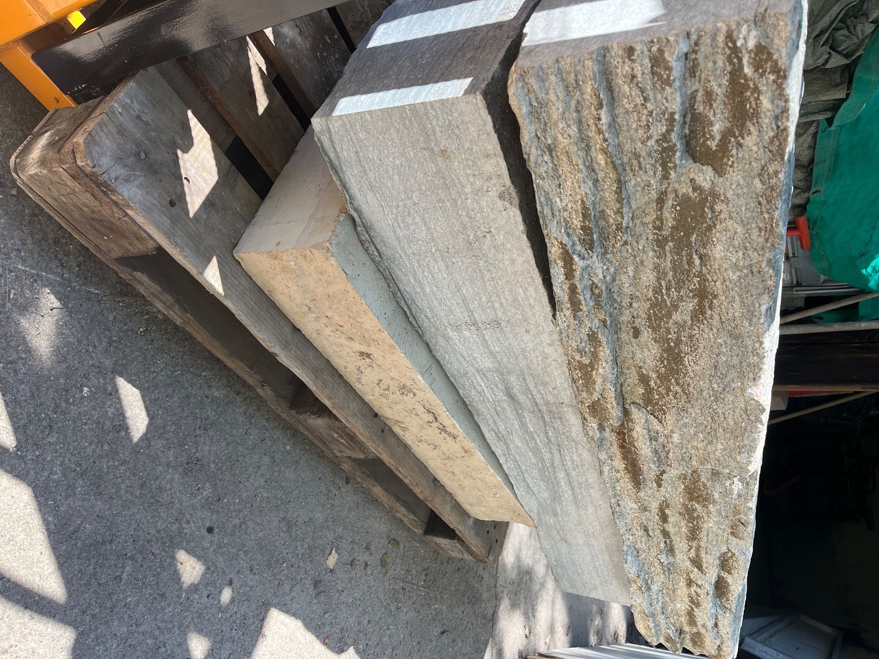 Treppen: Luserna Blockstufen 1.20m – Neu (gemäss Beschreibung) aus Winterthur von rys_n92p