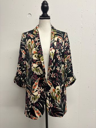 Neuer Blazer von Zara mit Blumenmuster Gr. schwarz 3/4 Ärmel