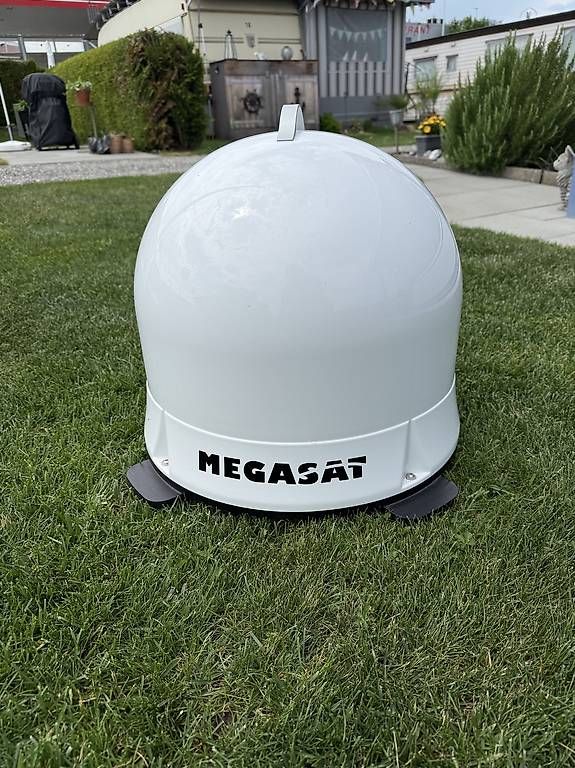 Parabola satellitare: Megasat campingman portable eco multi-sat – Usato da Altnau venduto da Robi24
