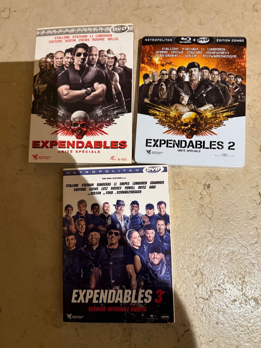 Tous les DVDs: Trilogie Expendables (Sylvester Stallone) – D'occasion à Troinex par grigri2020