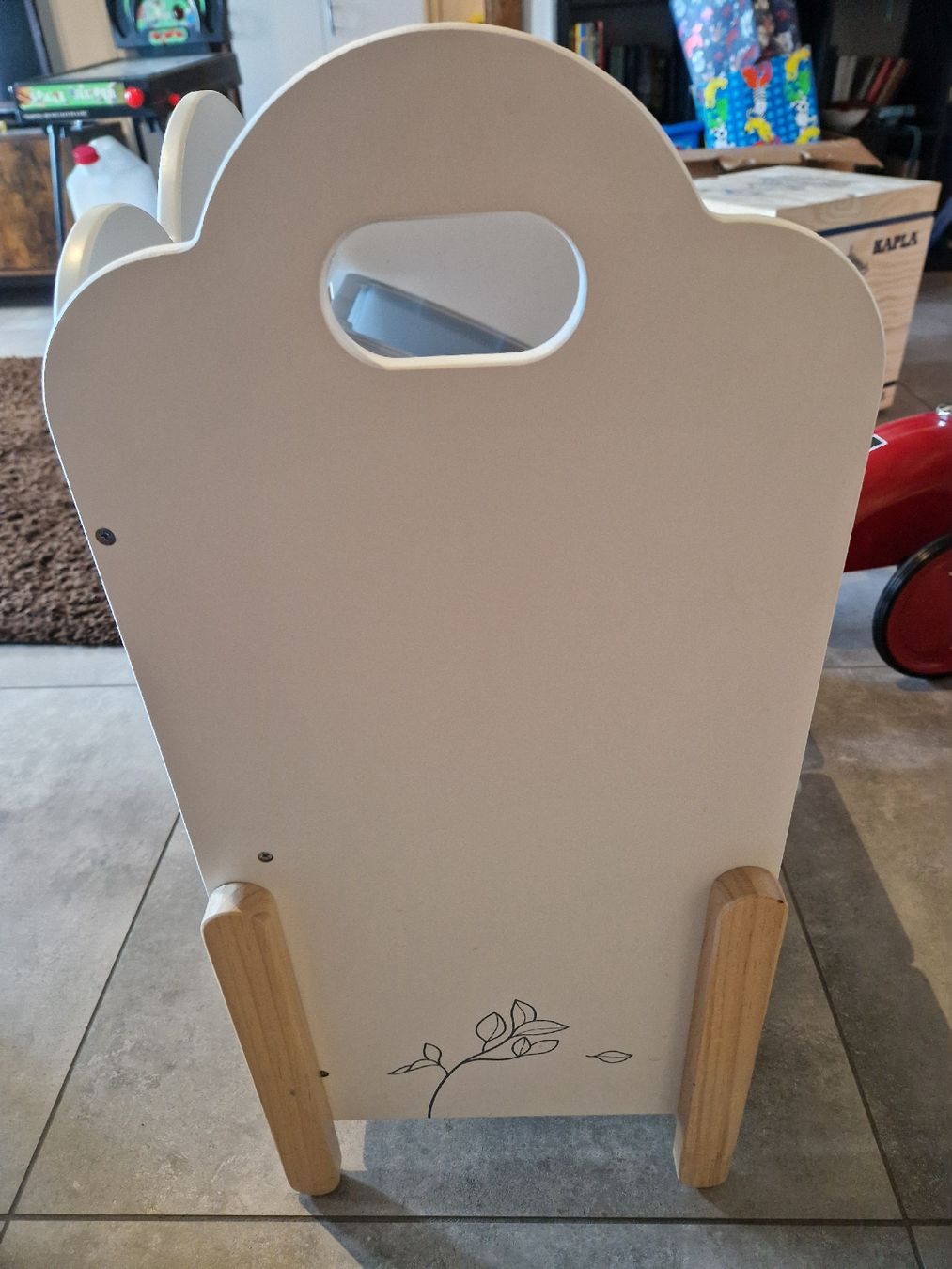 Allestimento di negozi e stand fieristici: Meuble de rangement enfant blanc avec bacs – Usato da Reverolle venduto da ama_5brg 3