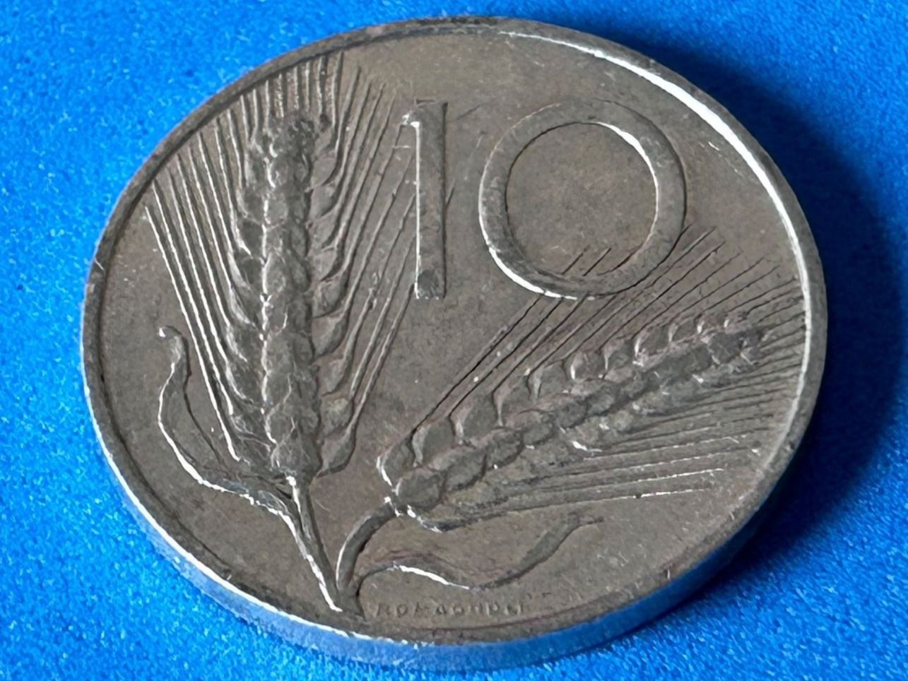 Tutti le monete: Italy - 10 Lire 1953 – Usato da Corcelles NE venduto da AJKader