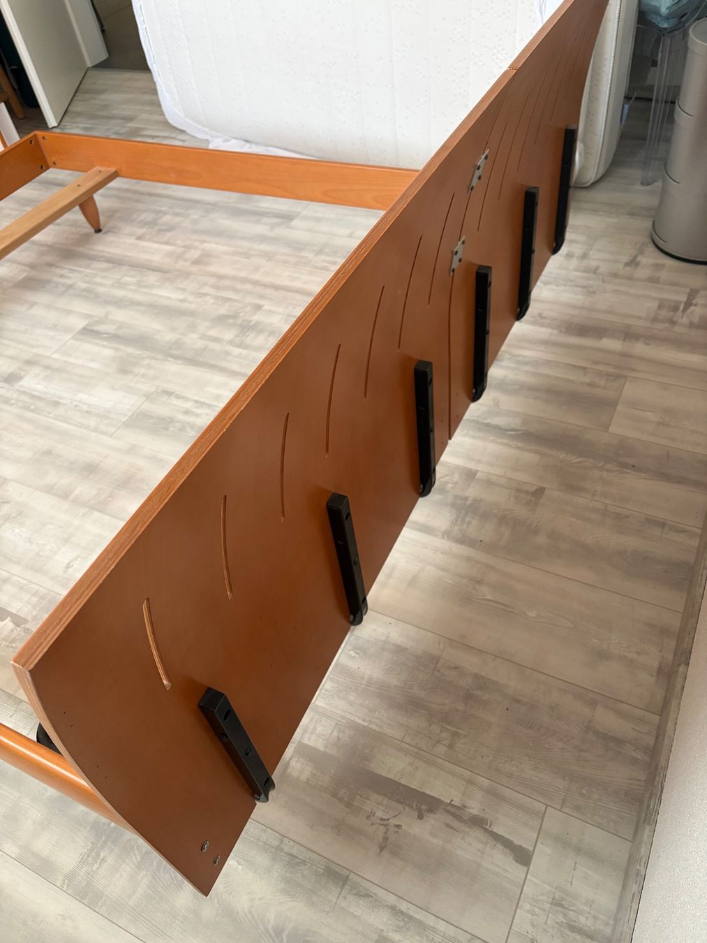 Letti: 1 Bettgestell  Ligne Roset 180x200cm – Usato da Deitingen venduto da 0mom 5