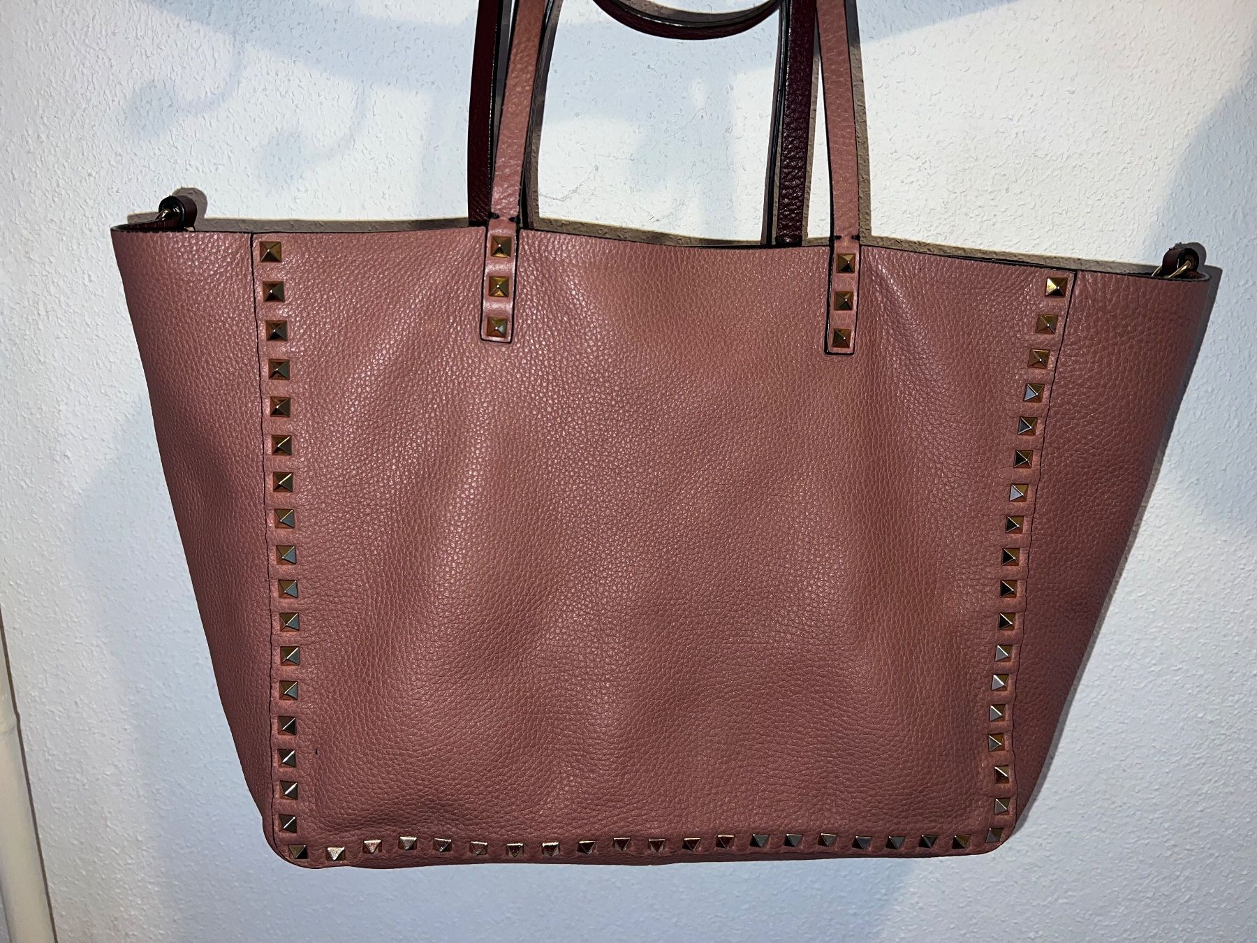 Valentino Borse da donna: Valentino Reversible Rockstud Tote – Usato da Uetikon am See venduto da StellaZH86 1