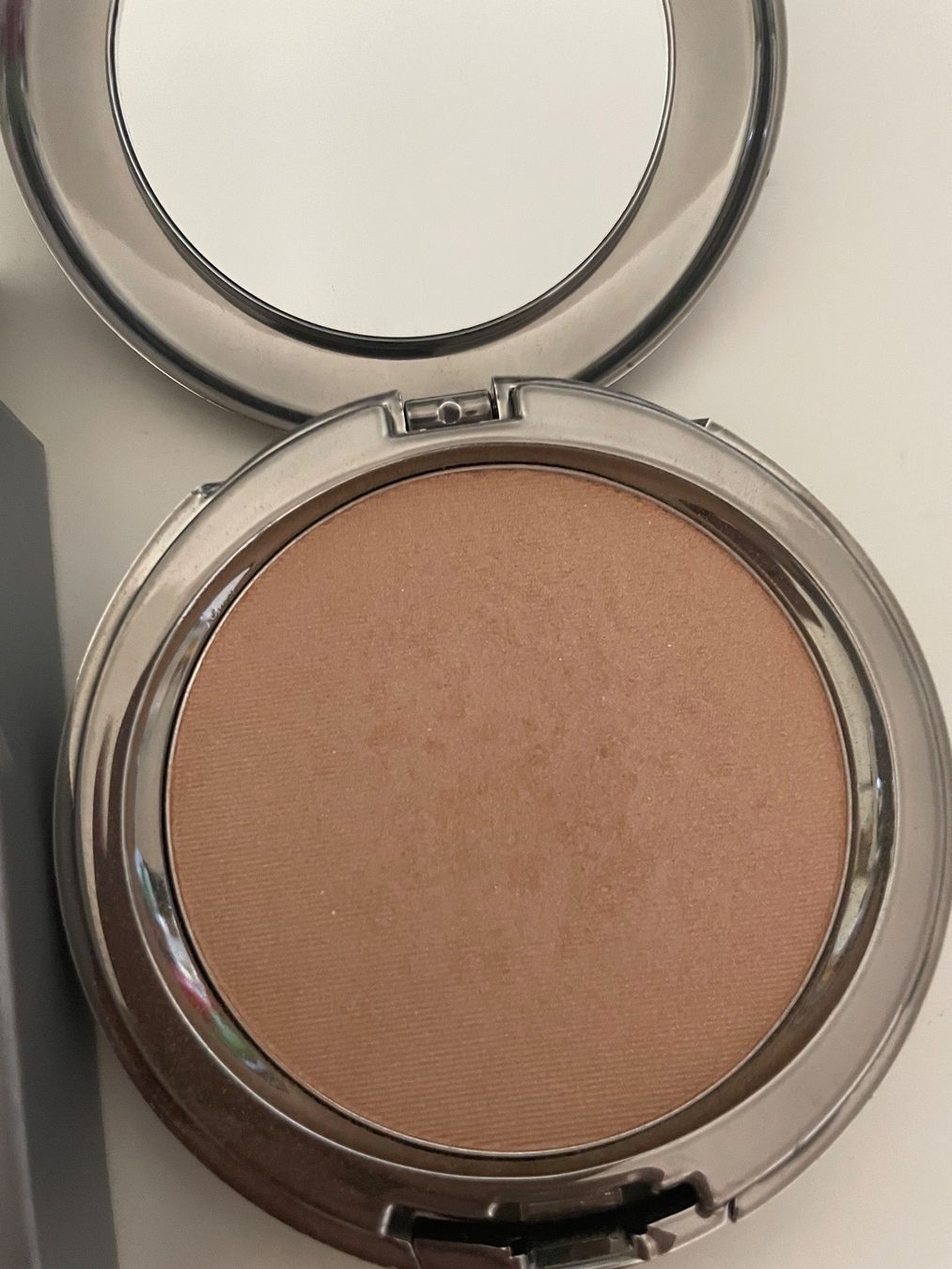 Make-up: COVER FX THE PERFECT LIGHT HIGHLIGHTING POWDER SUNLIGHT – Usato da Zürich venduto da deruja 1