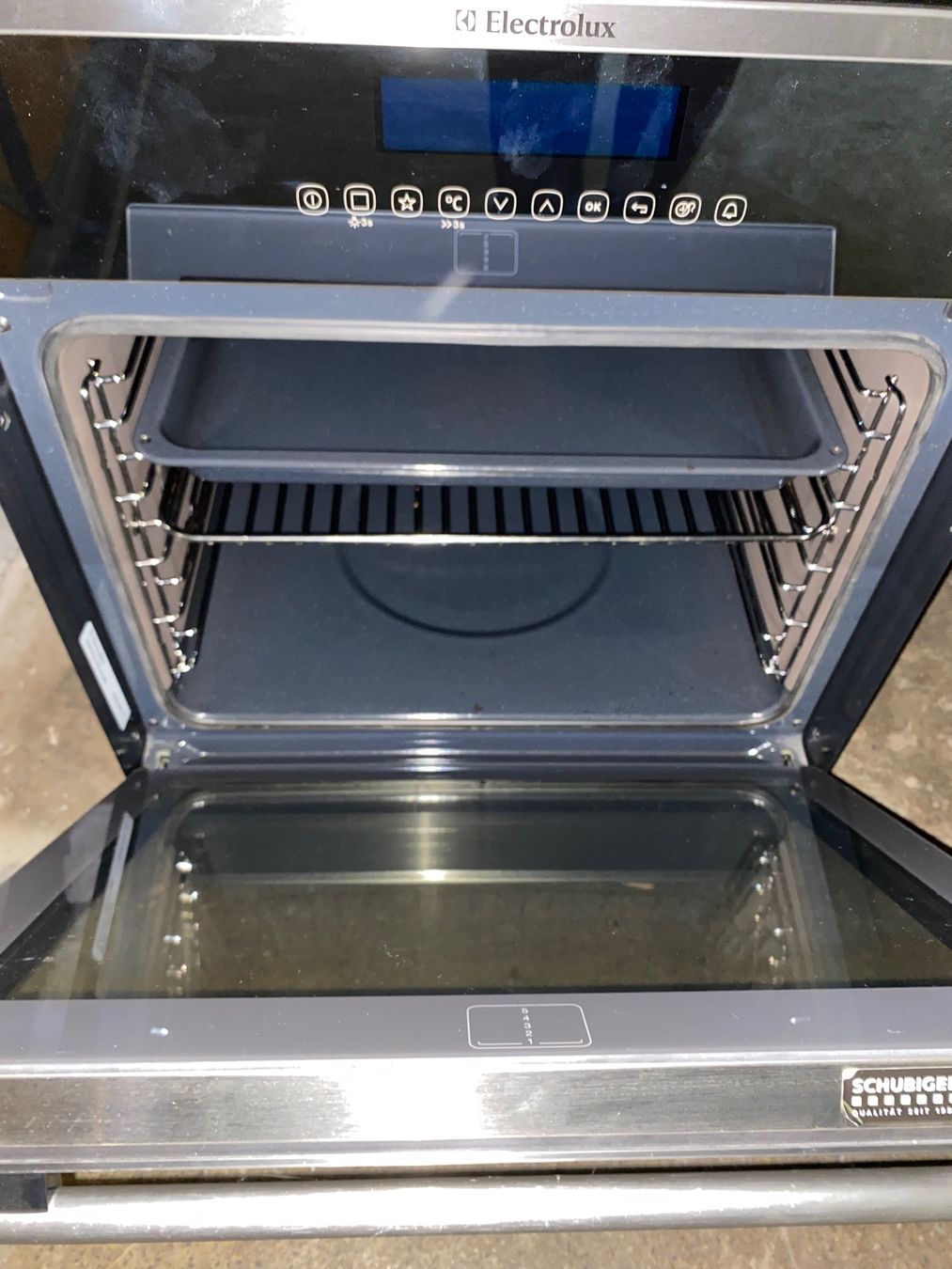 Electrolux Backöfen: Backofen Electrolux EBSLGCM – Gebraucht aus Feusisberg von 439_nk8s 2