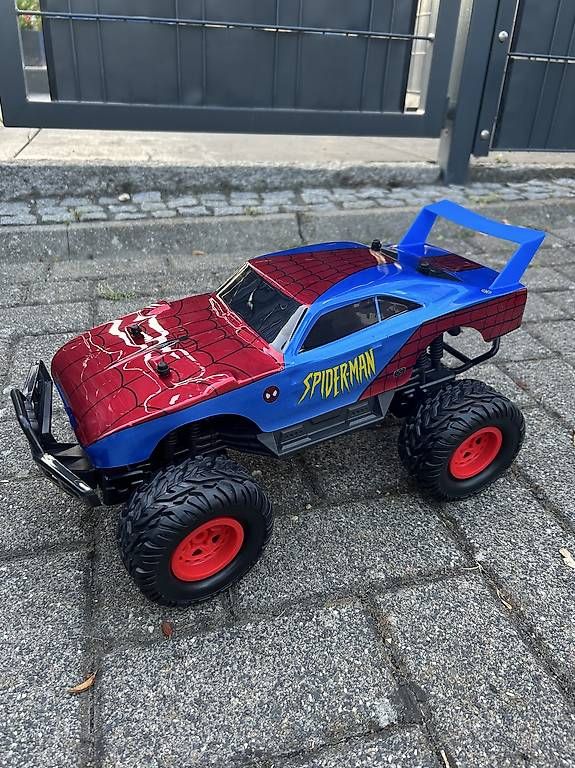 Spielzeuge: Ferngesteuertes Auto Marvel Spider Man 1:12 – Neu und originalverpackt aus St. Gallen von Mahbe91 1