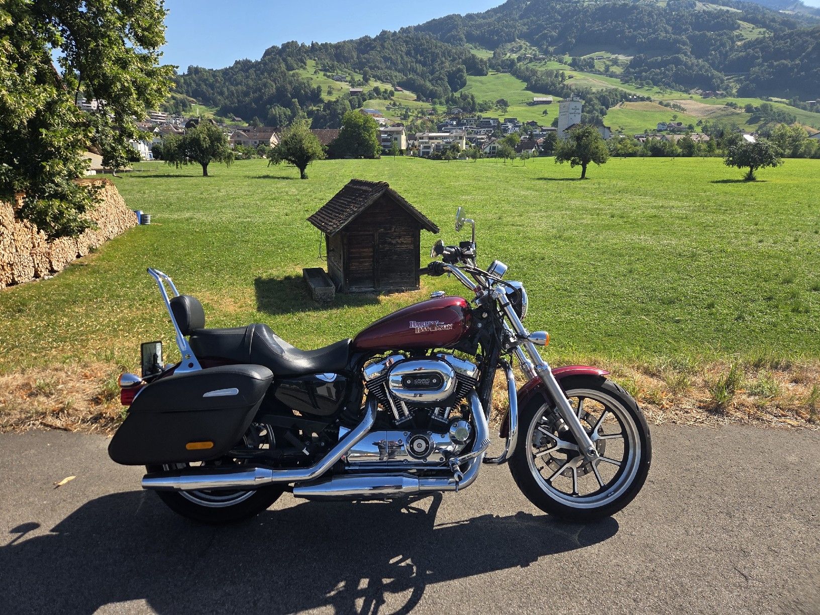 Harley-Davidson Chopper: Harley Davidson XL 1200 T Super Low ABS – Gebraucht aus Brunnen von jan_w8fb 1